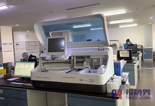 רҵ����ҽ����е���ṩ���Ի�ҽ�Ʒ���|Ͷ�ڽ�ר����ϲ��