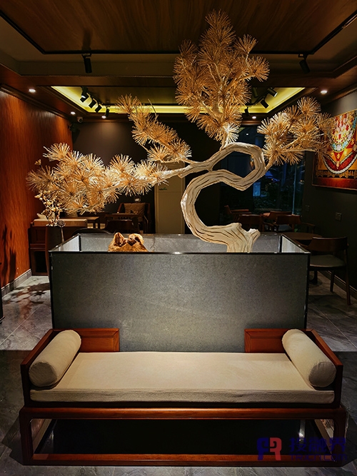 中式文化融合现代元素，是酒店亦是江湖