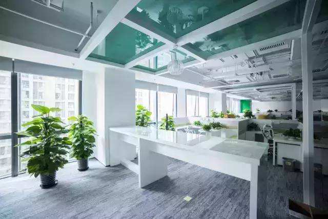 华为余承东:曾经被公司内外质疑,始终不变的是最初的目标